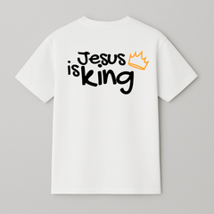 Camiseta “Jesus is king”