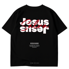 Camiseta Oversize “Jesus Salva”