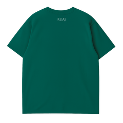 Camiseta oversize verde pino RUAJ — diseño trasero con mensaje “Amor Inagotable / Por la Eternidad”, referencia Juan 3:16